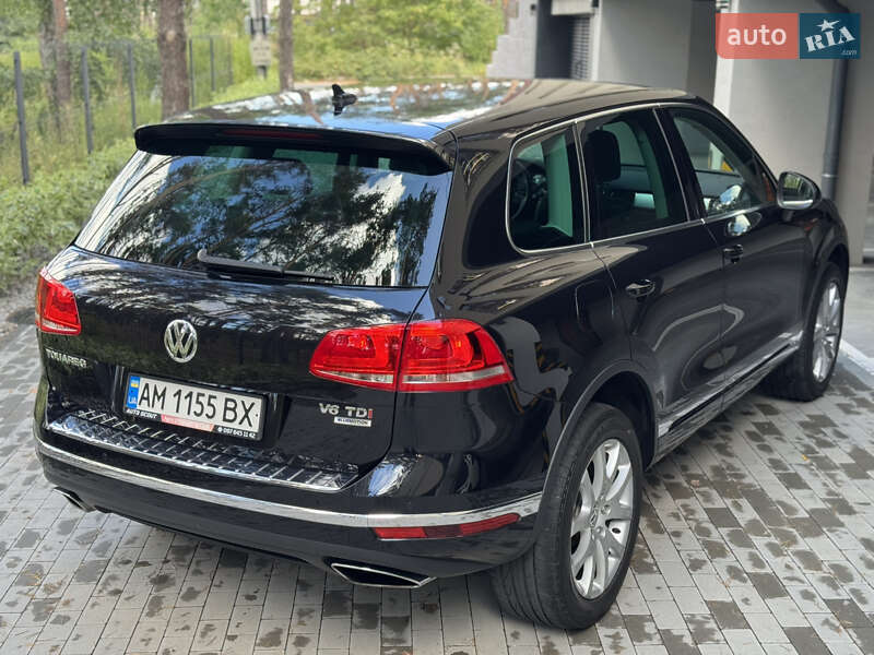 Внедорожник / Кроссовер Volkswagen Touareg 2015 в Киеве фото 20 Внедорожник / Кроссовер Volkswagen Touareg 2015 в Киеве