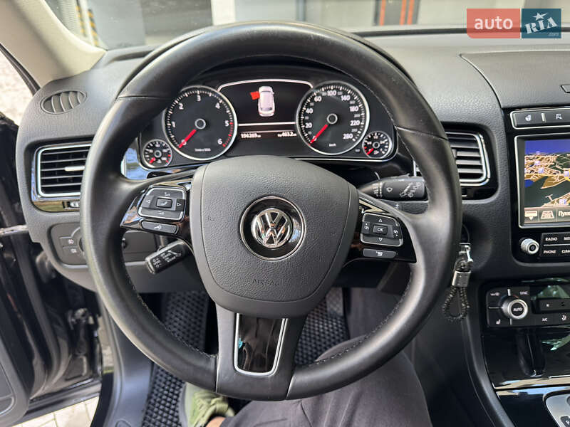 Внедорожник / Кроссовер Volkswagen Touareg 2015 в Киеве фото 46 Внедорожник / Кроссовер Volkswagen Touareg 2015 в Киеве