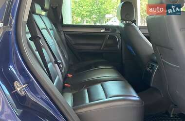 Внедорожник / Кроссовер Volkswagen Touareg 2005 в 