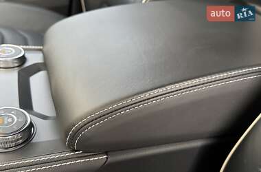 Позашляховик / Кросовер Volkswagen Touareg 2023 в  фото 99 Позашляховик / Кросовер Volkswagen Touareg 2023 в