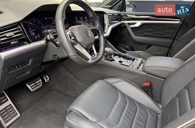 Позашляховик / Кросовер Volkswagen Touareg 2023 в  фото 79 Позашляховик / Кросовер Volkswagen Touareg 2023 в