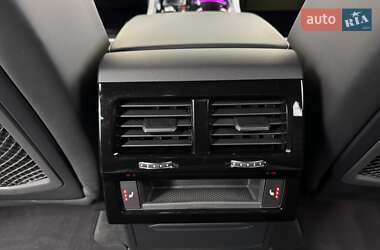 Позашляховик / Кросовер Volkswagen Touareg 2023 в  фото 104 Позашляховик / Кросовер Volkswagen Touareg 2023 в