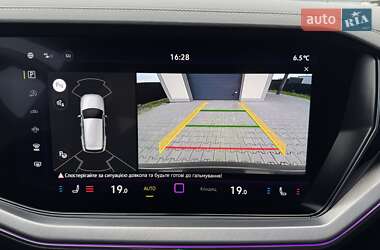 Позашляховик / Кросовер Volkswagen Touareg 2023 в  фото 129 Позашляховик / Кросовер Volkswagen Touareg 2023 в