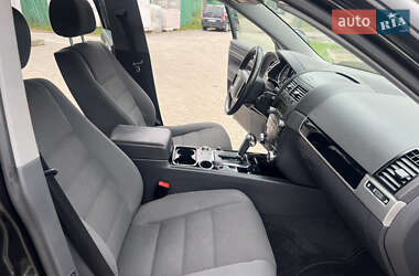 Позашляховик / Кросовер Volkswagen Touareg 2009 в 