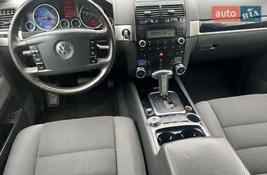 Позашляховик / Кросовер Volkswagen Touareg 2009 в 