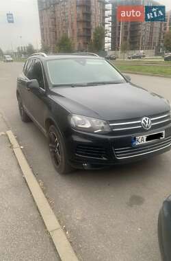 Внедорожник / Кроссовер Volkswagen Touareg 2010 в Виннице