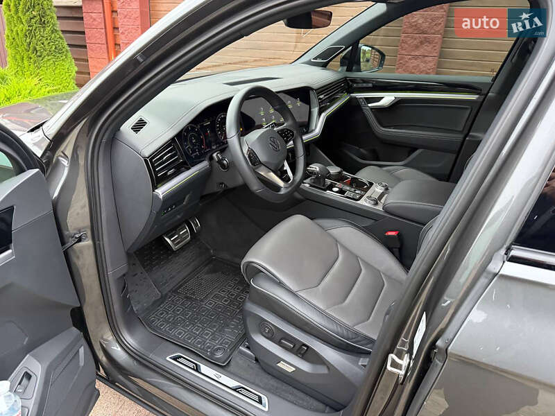 Внедорожник / Кроссовер Volkswagen Touareg 2023 в Киеве фото 20 Внедорожник / Кроссовер Volkswagen Touareg 2023 в Киеве