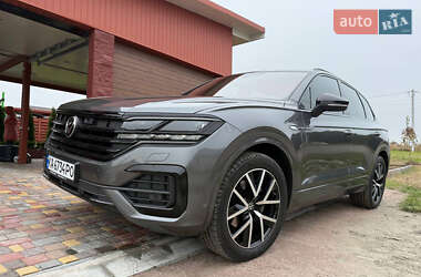 Позашляховик / Кросовер Volkswagen Touareg 2023 в Києві