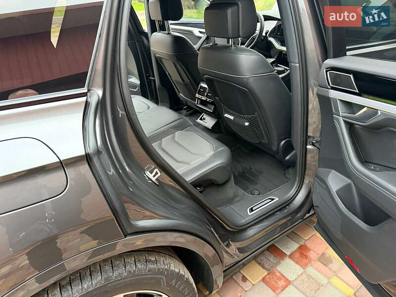 Внедорожник / Кроссовер Volkswagen Touareg 2023 в Киеве