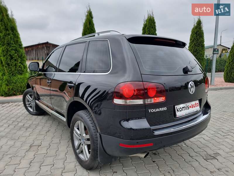 Внедорожник / Кроссовер Volkswagen Touareg 2009 в Виннице