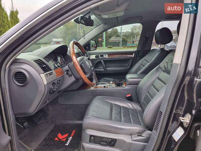 Внедорожник / Кроссовер Volkswagen Touareg 2009 в Виннице
