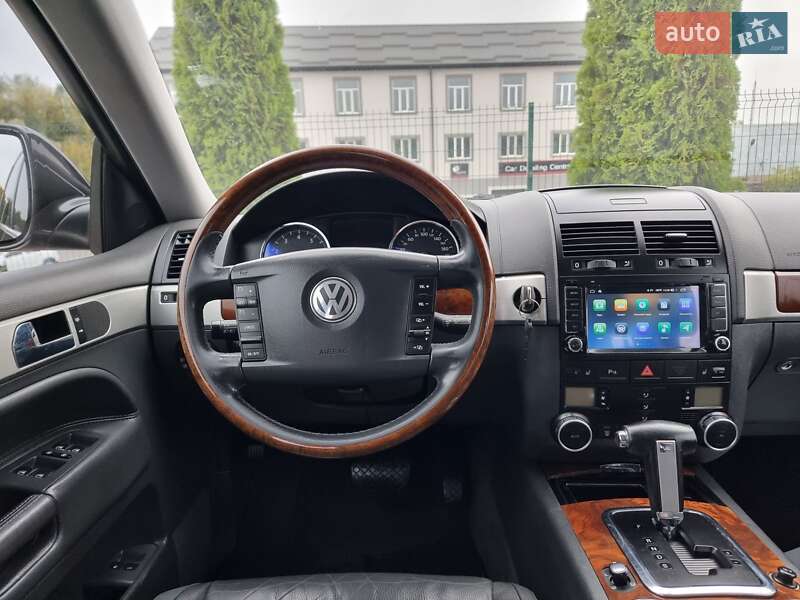 Внедорожник / Кроссовер Volkswagen Touareg 2009 в Виннице