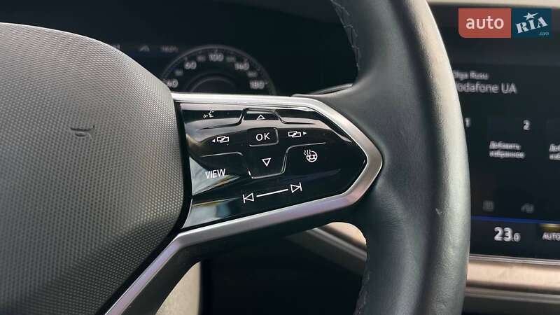 Позашляховик / Кросовер Volkswagen Touareg 2020 в Миколаєві