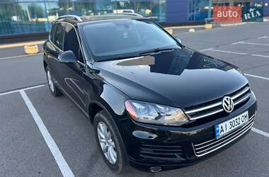 Внедорожник / Кроссовер Volkswagen Touareg 2011 в 
