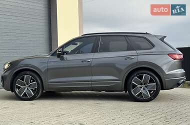 Позашляховик / Кросовер Volkswagen Touareg 2023 в  фото 23 Позашляховик / Кросовер Volkswagen Touareg 2023 в