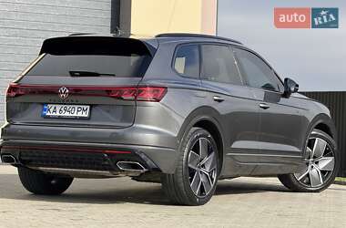 Позашляховик / Кросовер Volkswagen Touareg 2023 в  фото 54 Позашляховик / Кросовер Volkswagen Touareg 2023 в