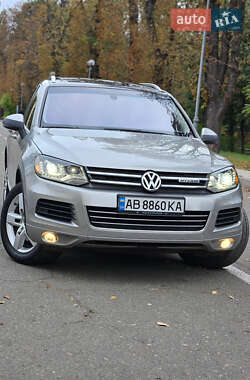 Внедорожник / Кроссовер Volkswagen Touareg 2013 в 