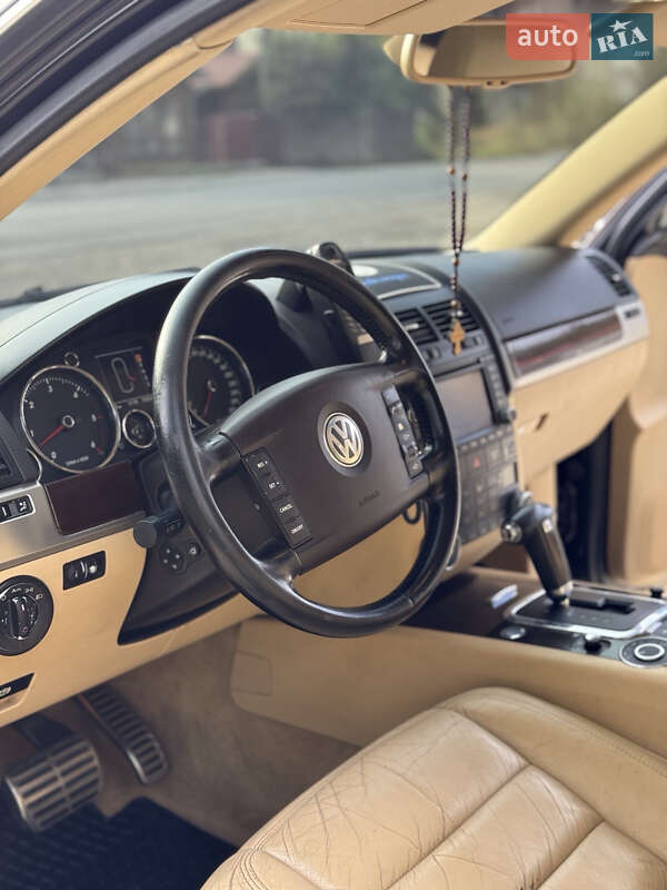 Внедорожник / Кроссовер Volkswagen Touareg 2004 в Межгорье фото 25 Внедорожник / Кроссовер Volkswagen Touareg 2004 в Межгорье