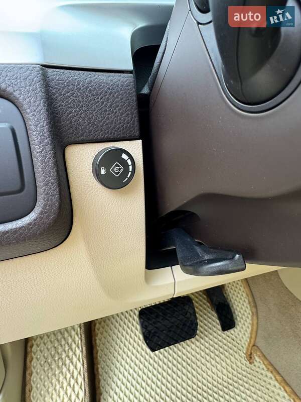 Позашляховик / Кросовер Volkswagen Touareg 2014 в Вінниці фото 23 Позашляховик / Кросовер Volkswagen Touareg 2014 в Вінниці