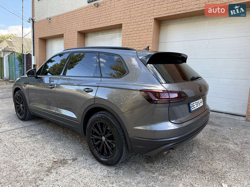 Позашляховик / Кросовер Volkswagen Touareg 2018 в Миколаєві фото 7 Позашляховик / Кросовер Volkswagen Touareg 2018 в Миколаєві