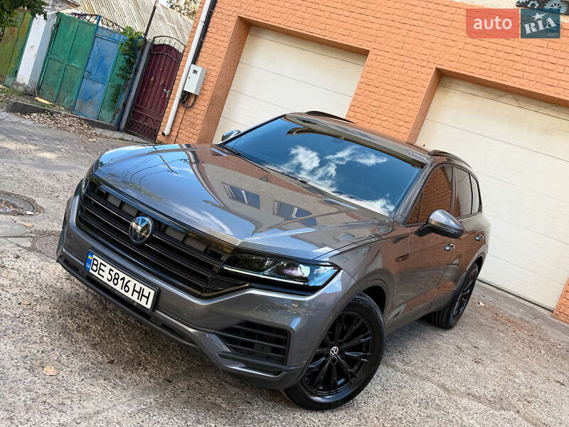 Позашляховик / Кросовер Volkswagen Touareg 2018 в Миколаєві фото 15 Позашляховик / Кросовер Volkswagen Touareg 2018 в Миколаєві