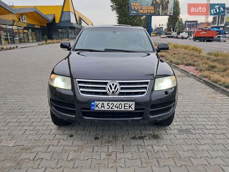 Внедорожник / Кроссовер Volkswagen Touareg 2004 в Киеве