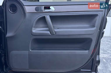 Внедорожник / Кроссовер Volkswagen Touareg 2006 в 