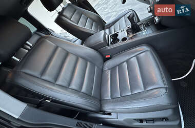 Внедорожник / Кроссовер Volkswagen Touareg 2006 в 