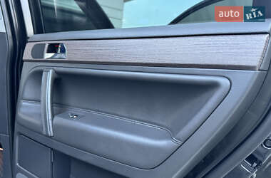 Внедорожник / Кроссовер Volkswagen Touareg 2006 в 