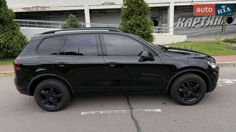 Внедорожник / Кроссовер Volkswagen Touareg 2012 в Киеве фото 11 Внедорожник / Кроссовер Volkswagen Touareg 2012 в Киеве