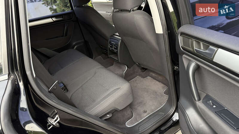 Внедорожник / Кроссовер Volkswagen Touareg 2012 в Киеве фото 33 Внедорожник / Кроссовер Volkswagen Touareg 2012 в Киеве