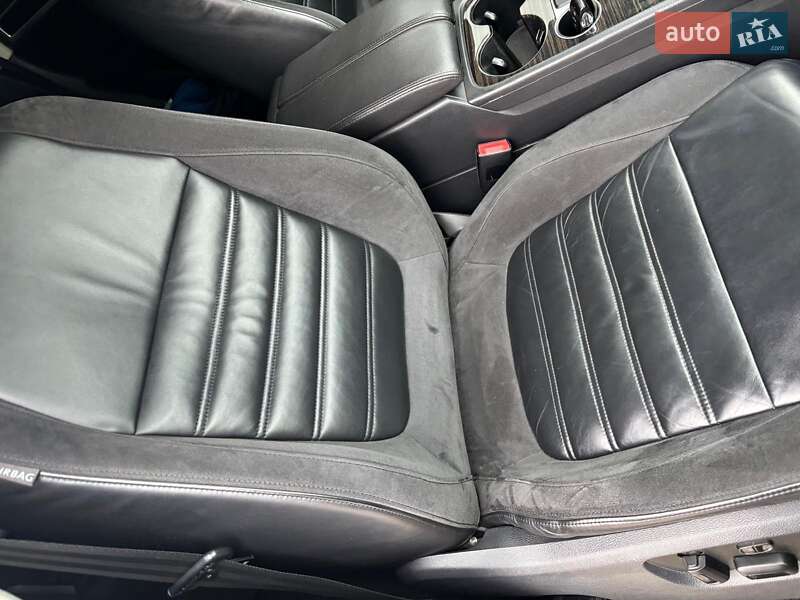 Внедорожник / Кроссовер Volkswagen Touareg 2014 в Львове фото 15 Внедорожник / Кроссовер Volkswagen Touareg 2014 в Львове