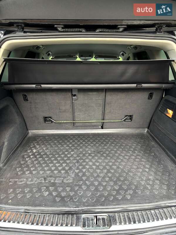 Внедорожник / Кроссовер Volkswagen Touareg 2014 в Львове фото 40 Внедорожник / Кроссовер Volkswagen Touareg 2014 в Львове