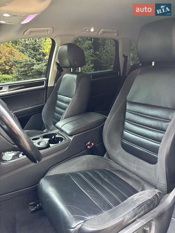 Внедорожник / Кроссовер Volkswagen Touareg 2014 в Львове фото 42 Внедорожник / Кроссовер Volkswagen Touareg 2014 в Львове