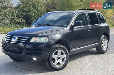 Внедорожник / Кроссовер Volkswagen Touareg 2004 в Старом Самборе