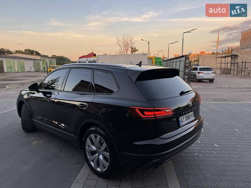Внедорожник / Кроссовер Volkswagen Touareg 2020 в Ивано-Франковске