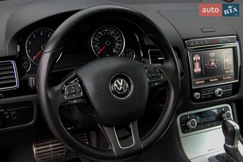 Внедорожник / Кроссовер Volkswagen Touareg 2016 в Одессе фото 17 Внедорожник / Кроссовер Volkswagen Touareg 2016 в Одессе
