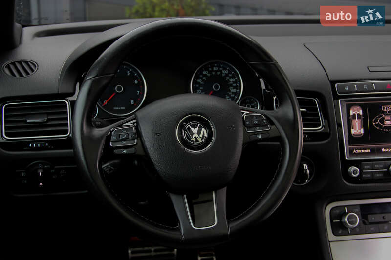 Внедорожник / Кроссовер Volkswagen Touareg 2016 в Одессе фото 34 Внедорожник / Кроссовер Volkswagen Touareg 2016 в Одессе