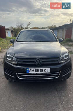 Внедорожник / Кроссовер Volkswagen Touareg 2014 в Краматорске