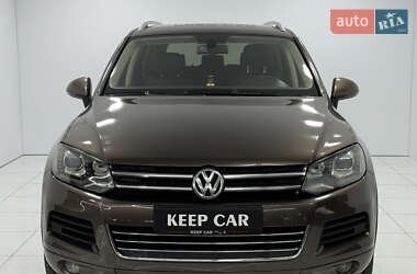 Внедорожник / Кроссовер Volkswagen Touareg 2010 в 