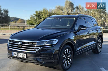 Внедорожник / Кроссовер Volkswagen Touareg 2021 в 