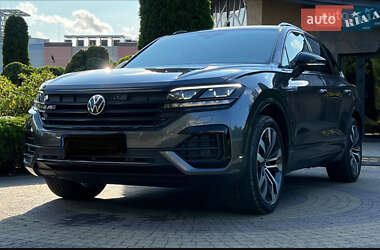Позашляховик / Кросовер Volkswagen Touareg 2021 в Львові