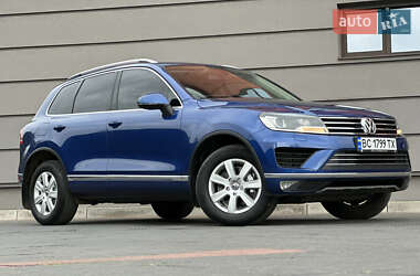 Позашляховик / Кросовер Volkswagen Touareg 2015 в Дрогобичі