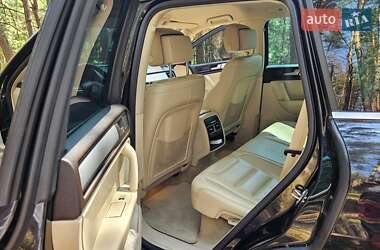 Позашляховик / Кросовер Volkswagen Touareg 2011 в  фото 9 Позашляховик / Кросовер Volkswagen Touareg 2011 в