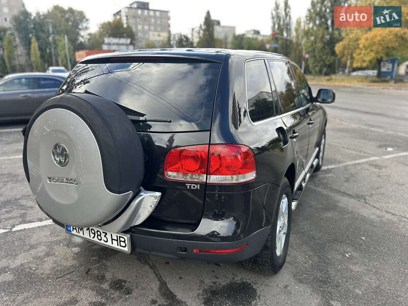 Внедорожник / Кроссовер Volkswagen Touareg 2005 в Киеве фото 12 Внедорожник / Кроссовер Volkswagen Touareg 2005 в Киеве