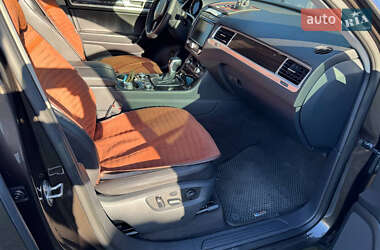 Позашляховик / Кросовер Volkswagen Touareg 2017 в  фото 7 Позашляховик / Кросовер Volkswagen Touareg 2017 в