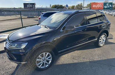 Позашляховик / Кросовер Volkswagen Touareg 2017 в 