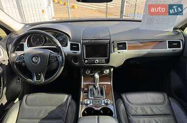 Позашляховик / Кросовер Volkswagen Touareg 2017 в 