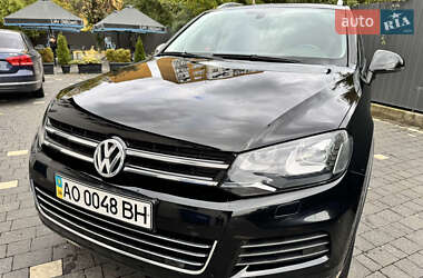 Внедорожник / Кроссовер Volkswagen Touareg 2011 в Ужгороде