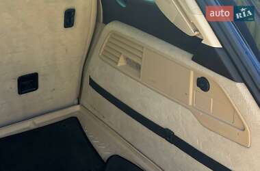 Внедорожник / Кроссовер Volkswagen Touareg 2012 в 